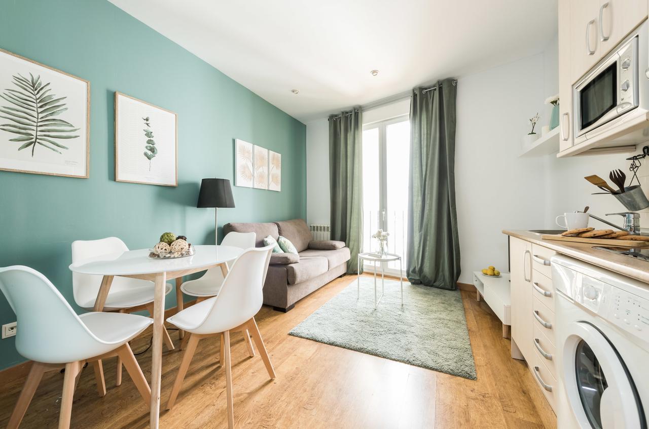 Gran Via I Santa Ana Apartment Madrid Bagian luar foto